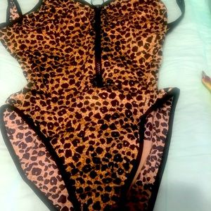 Bathing suit